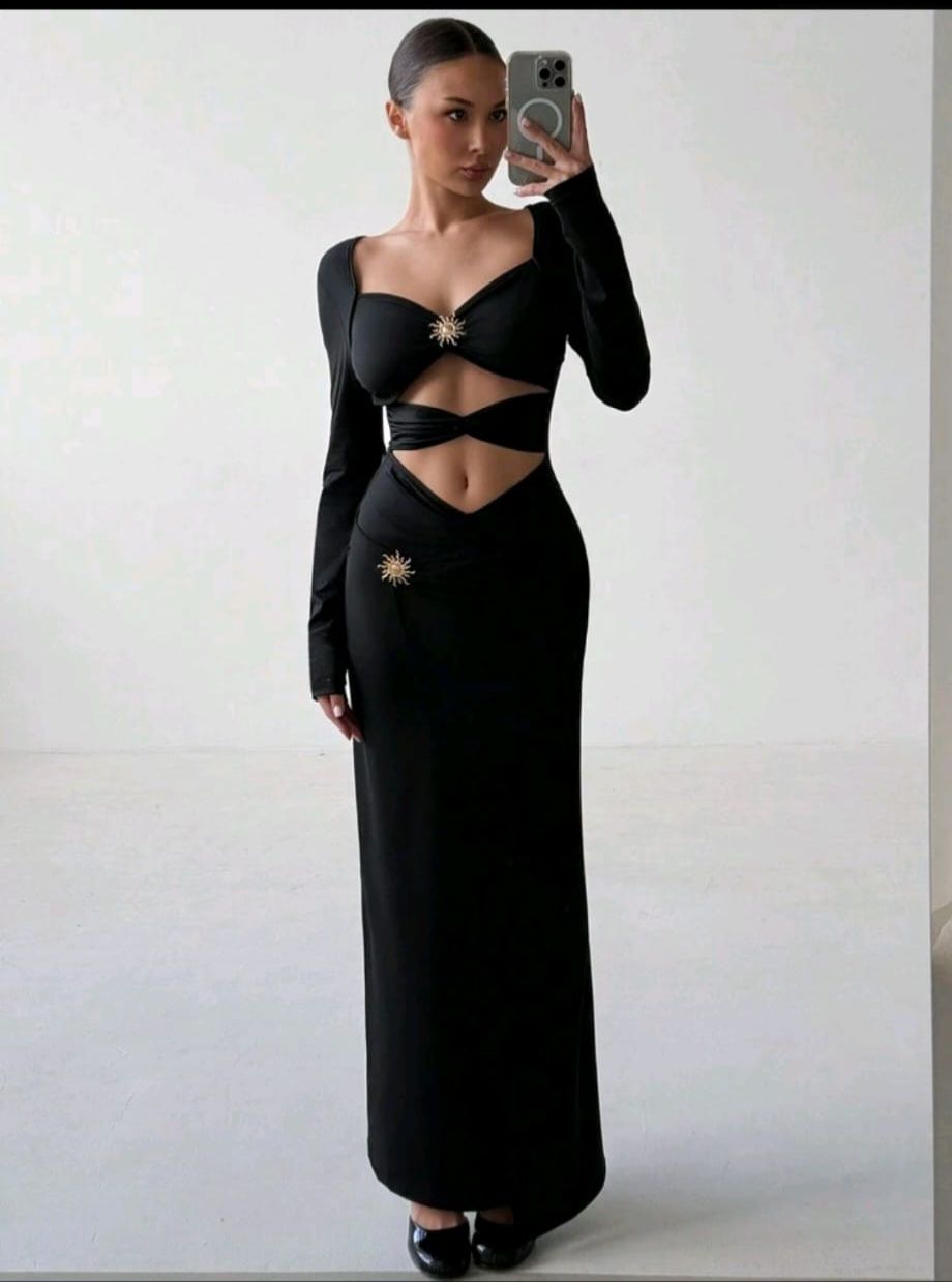 Aloruh Elegant Modern Metal Decor Hollow Out Waist Slimming Straight Long Dres