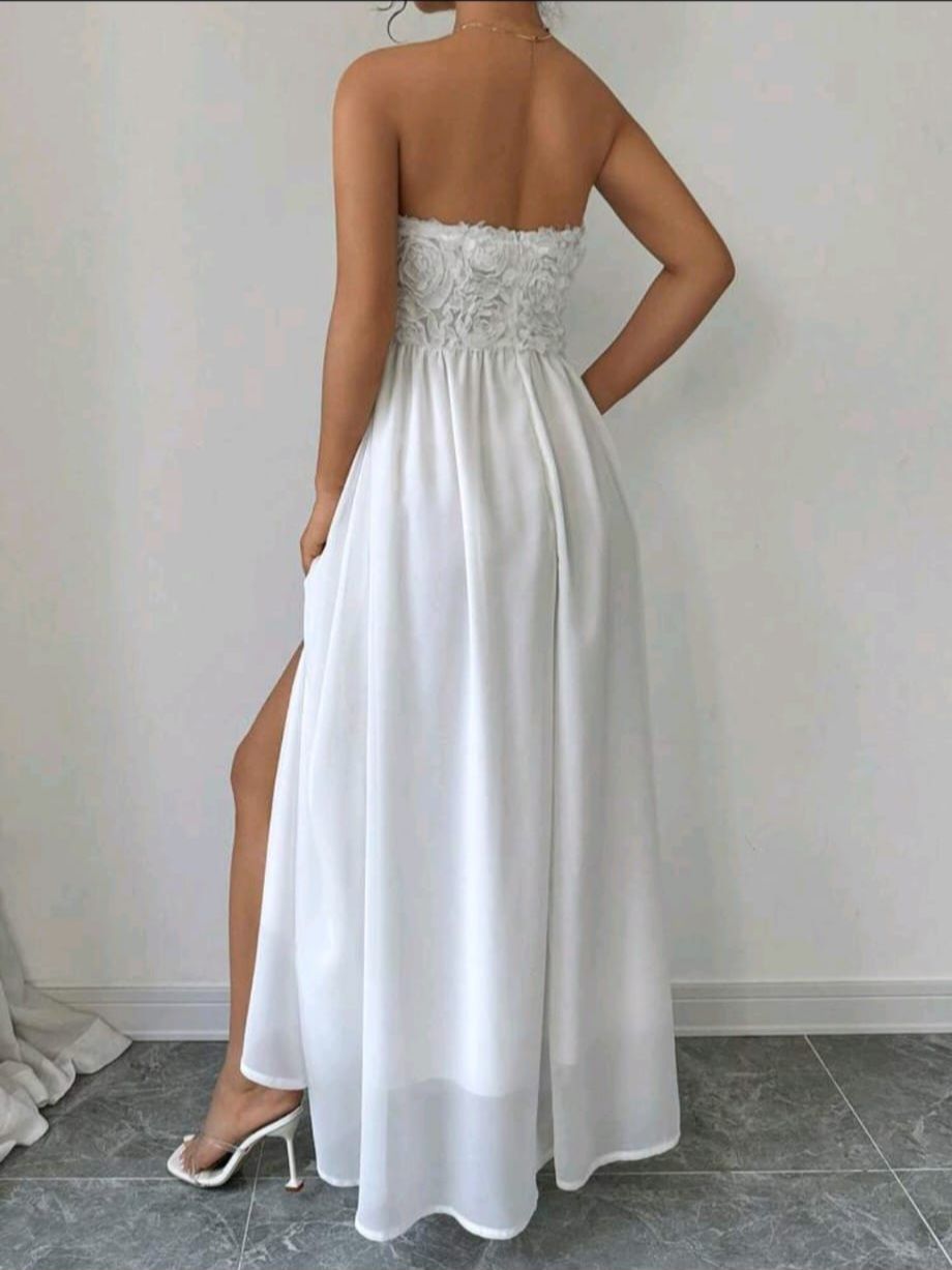 Raffinéa Strapless Solid Color Dress With Floral 3D Chiffon Hem And Slit