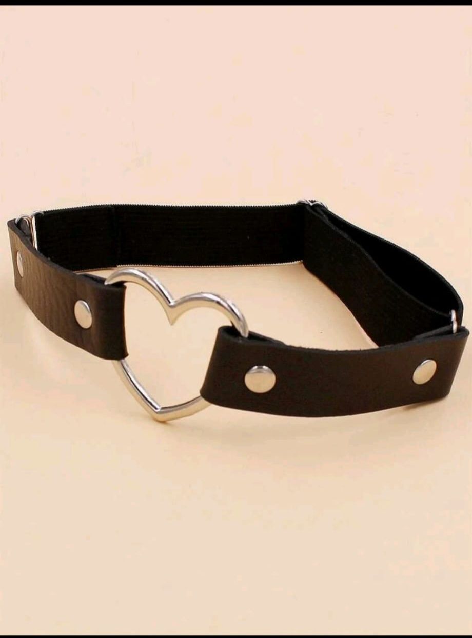 Black Leather  Leg Accessories, With A Silver Heart 