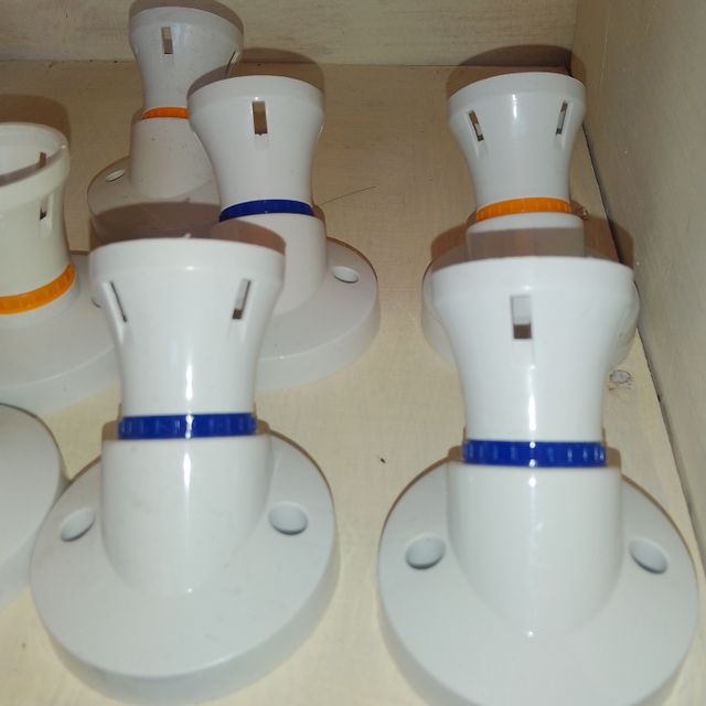 Bulb Holder Angle