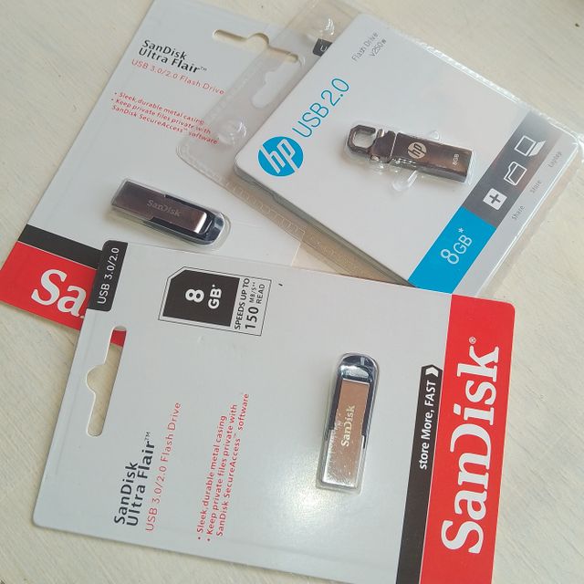 8GB Flash Drive (Hp& SanDisk)