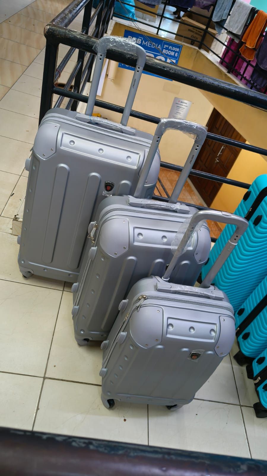 3 in 1 Luxurious Fibre Suitcase