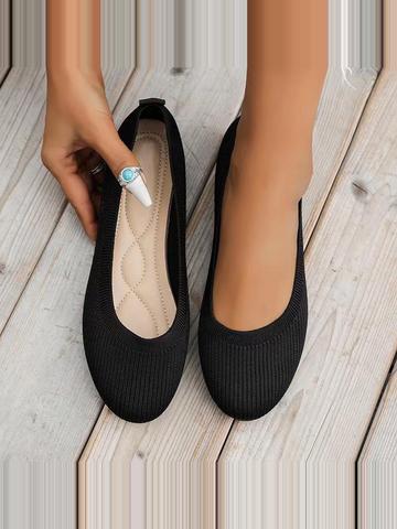 Breathable fashion
