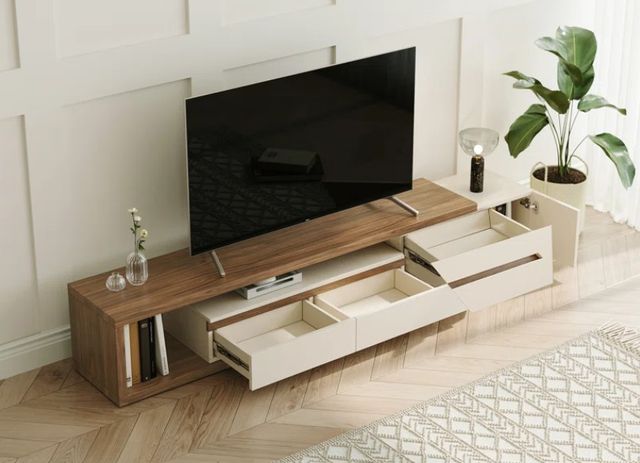 Solid Wood Extendable TV Stand, Wood Media Console With 3 Drawers 1 Storge,
