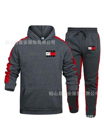 TOMMY TRACKSUITS 🔥🔥*