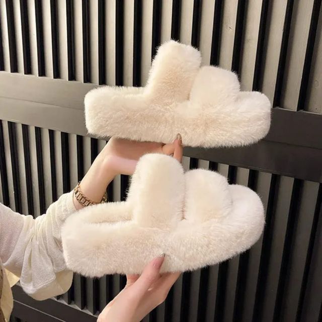 Fluffy Platform Sandals 