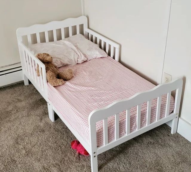 Solid Wood Bed