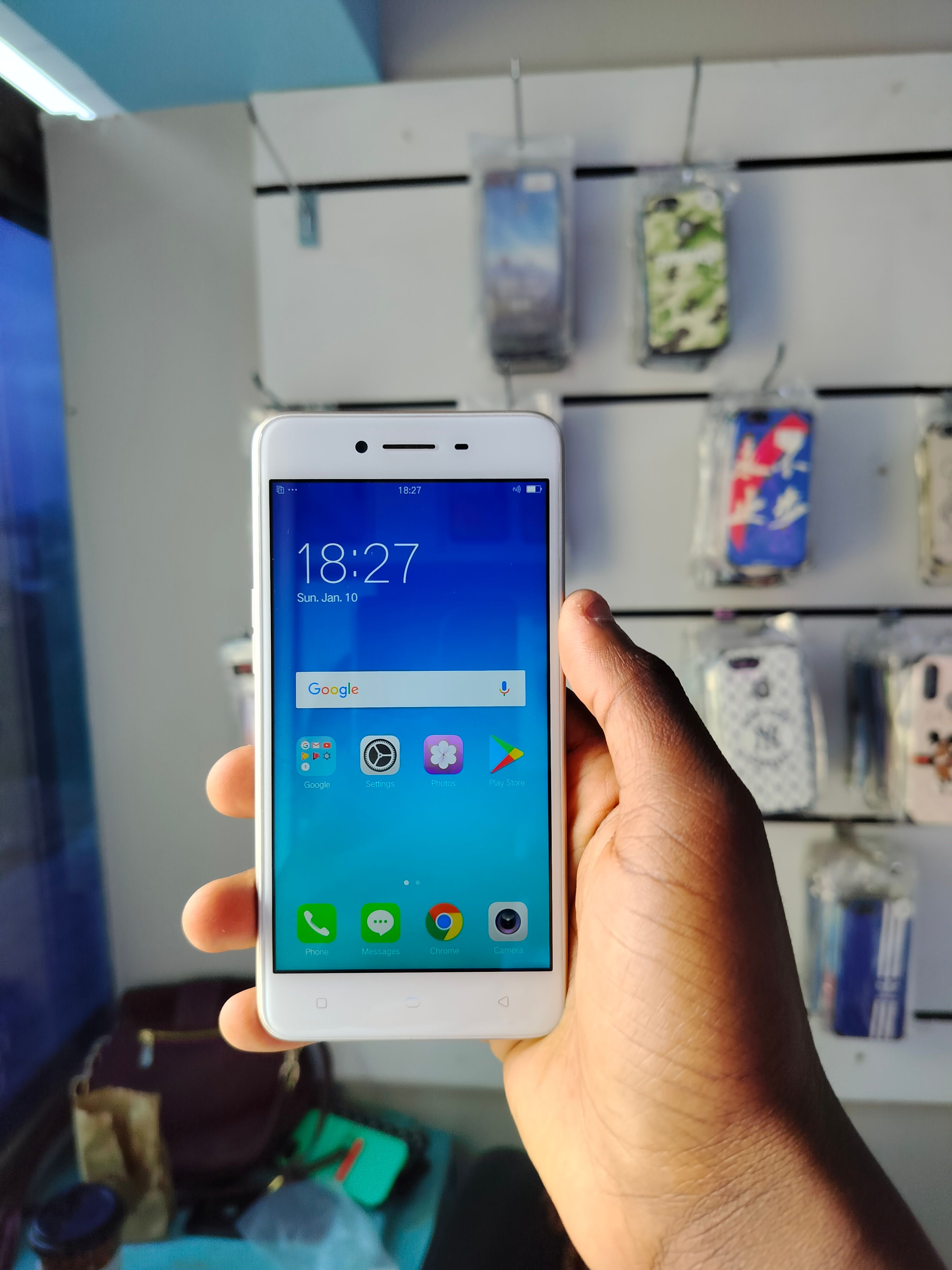 OPPO A37 2GB RAM 16GB ROM DISPLAY 5.0 INCHES REAR CAMERA 8MP FRONT CAMERA 5MP  ANDROID 5