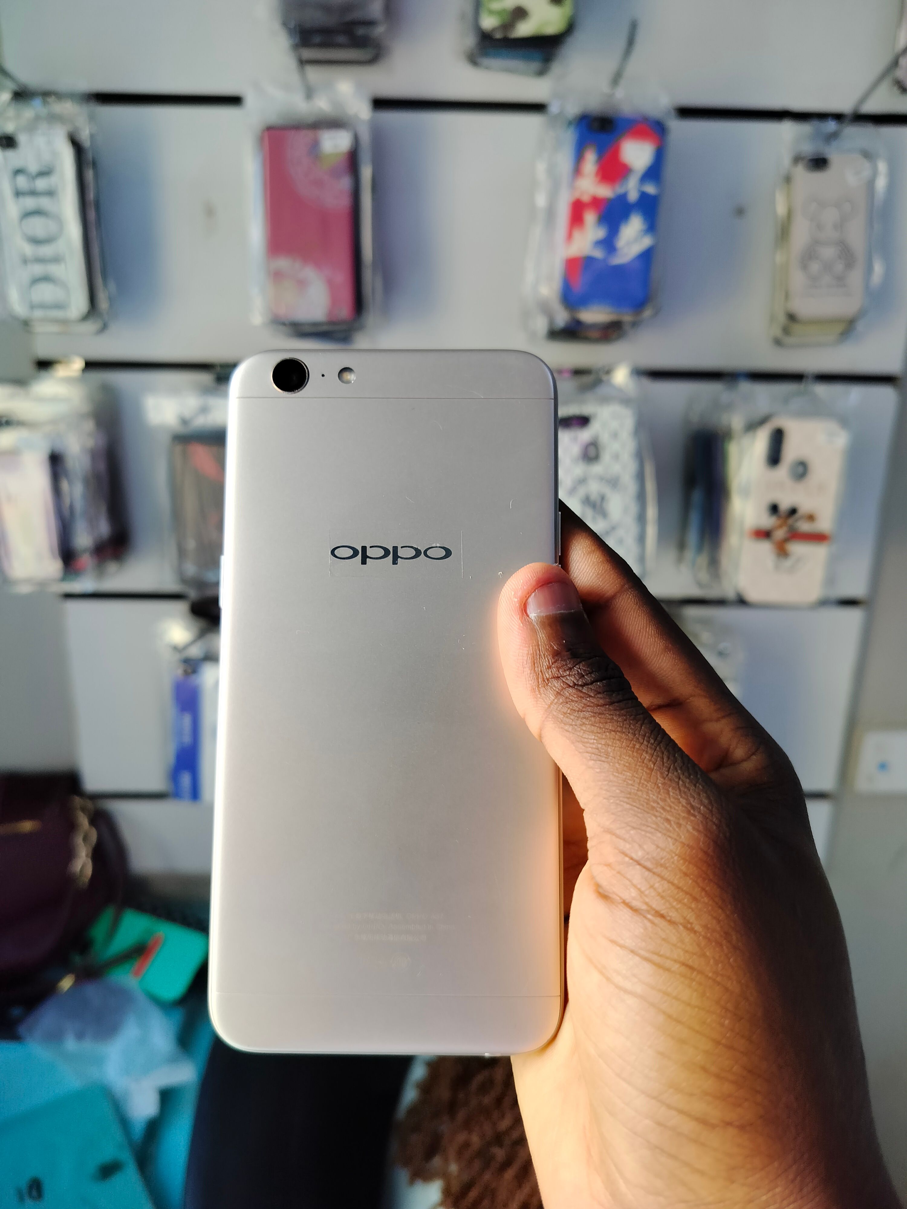  OPPO A57 32GB ROM 3GB RAM DISPLAY  5.2 INCHES REAR CAMERA 13MP FRONT CAMERA 16MP 