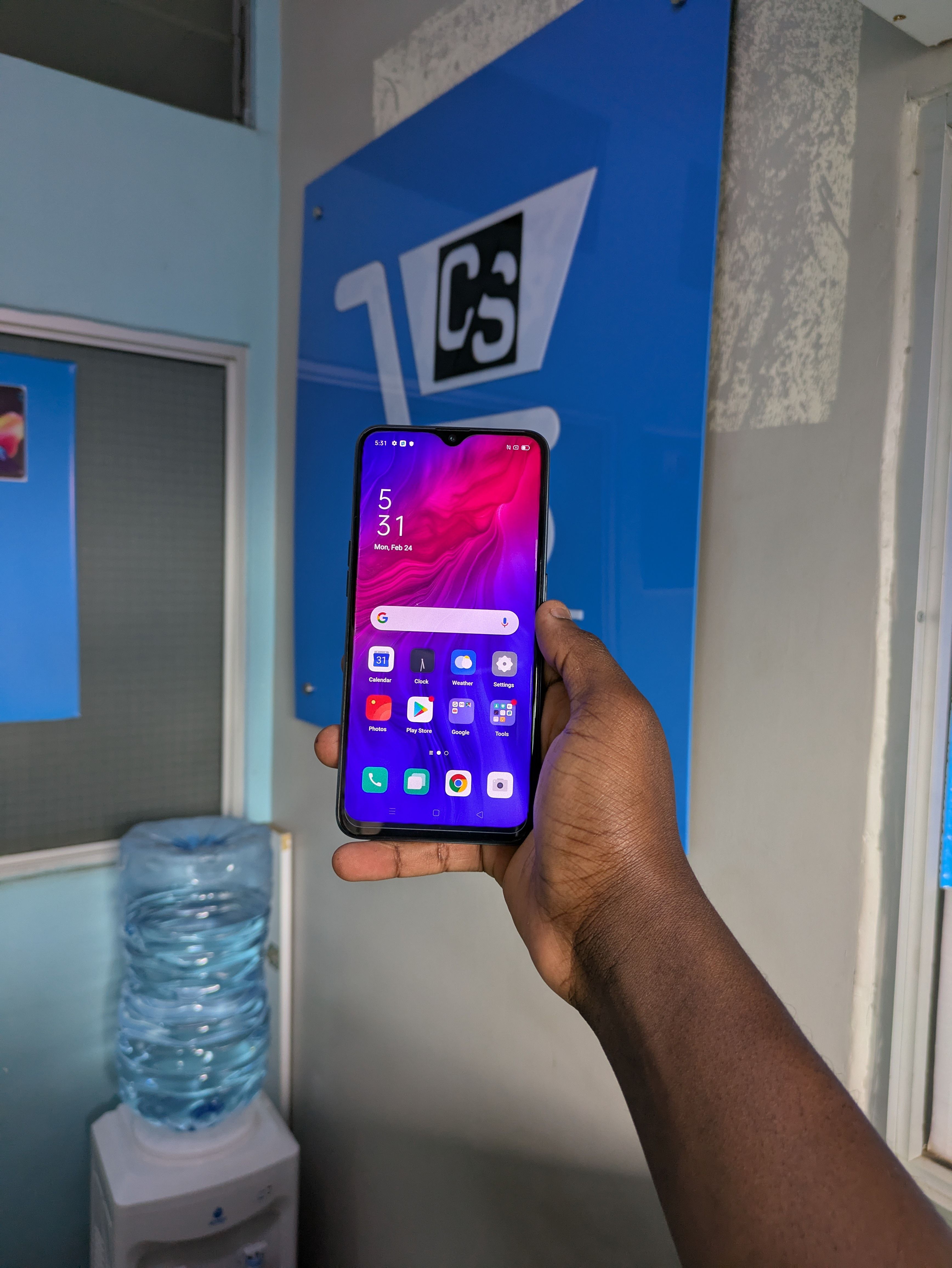 OPPO RENO Z 256GB ROM 6GB RAM DISPLAY 6.4INCHES REAR CAMERA 48MP + 5MP FRONT CAMERA 32MP WHITE/BLUE