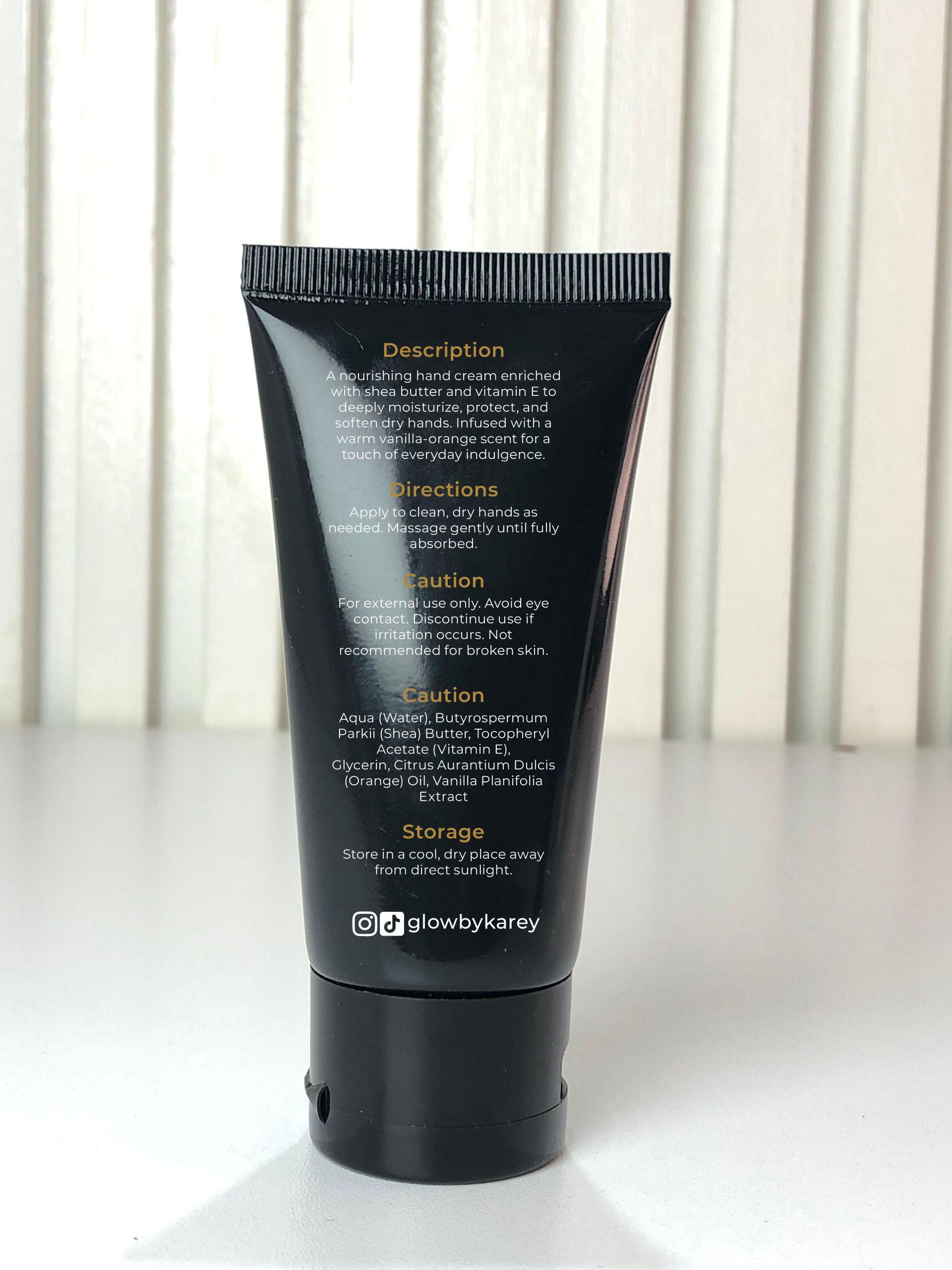 Retinol + Moringa Night  Hand Cream