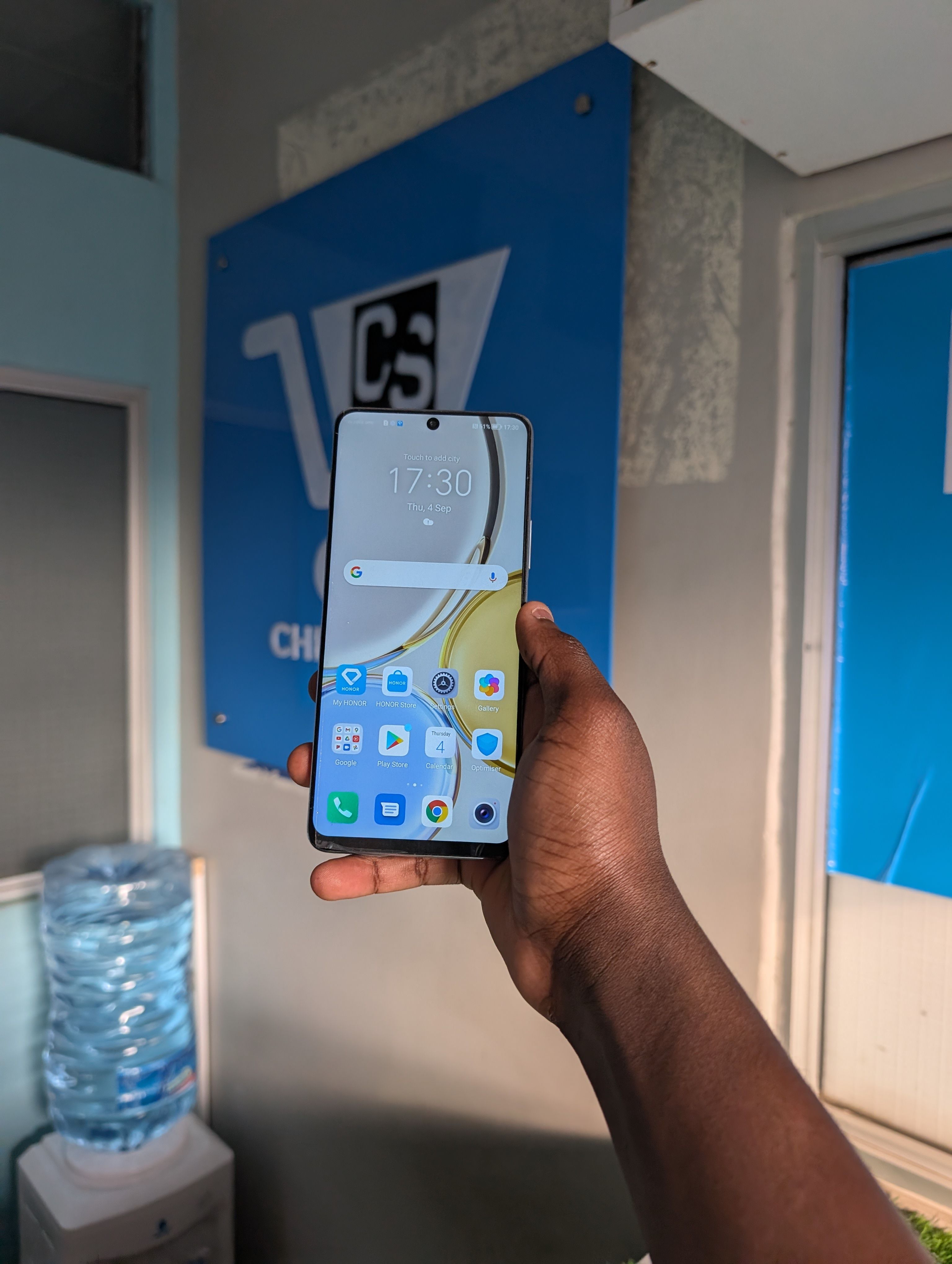 REFURBISHED HONOR MAGIC 4 LITE 5G 6GB RAM 128GB ROM GOLD 