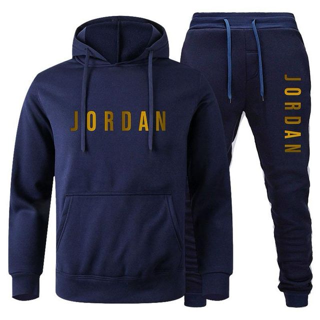 🔷 _Jordan tracksuit