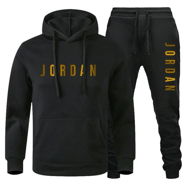 🔷 _Jordan tracksuit