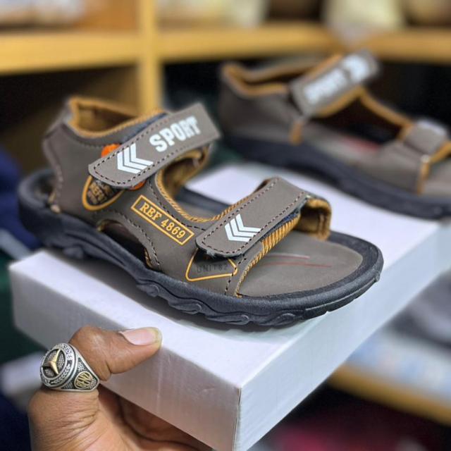Kids sandles