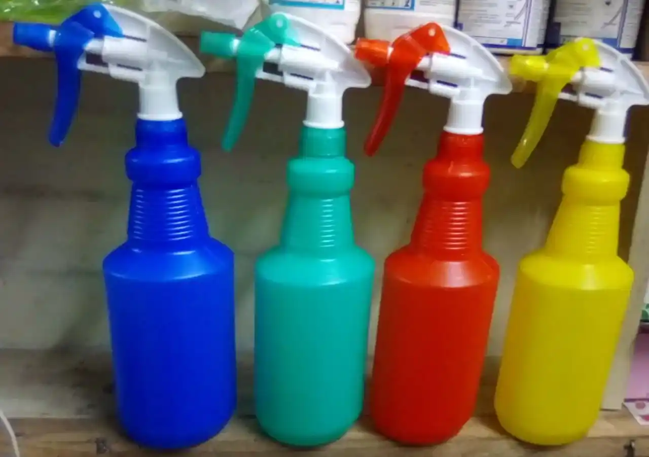 Plastic Sprayer Bottle